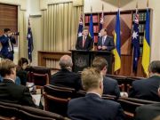 Порошенко предлагает предпринимателям из Австралии инвестировать в Украину