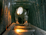 Правительство планирует закрыть 35 государственных шахт - министр