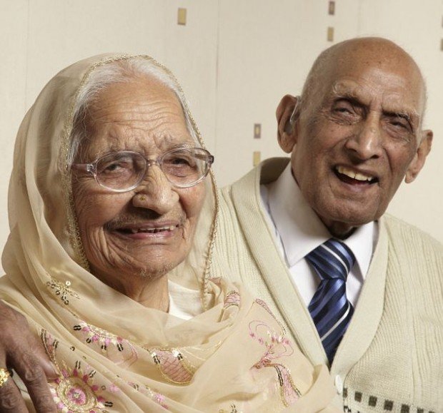 Новый рекорд верности — 87 лет проведенных в браке