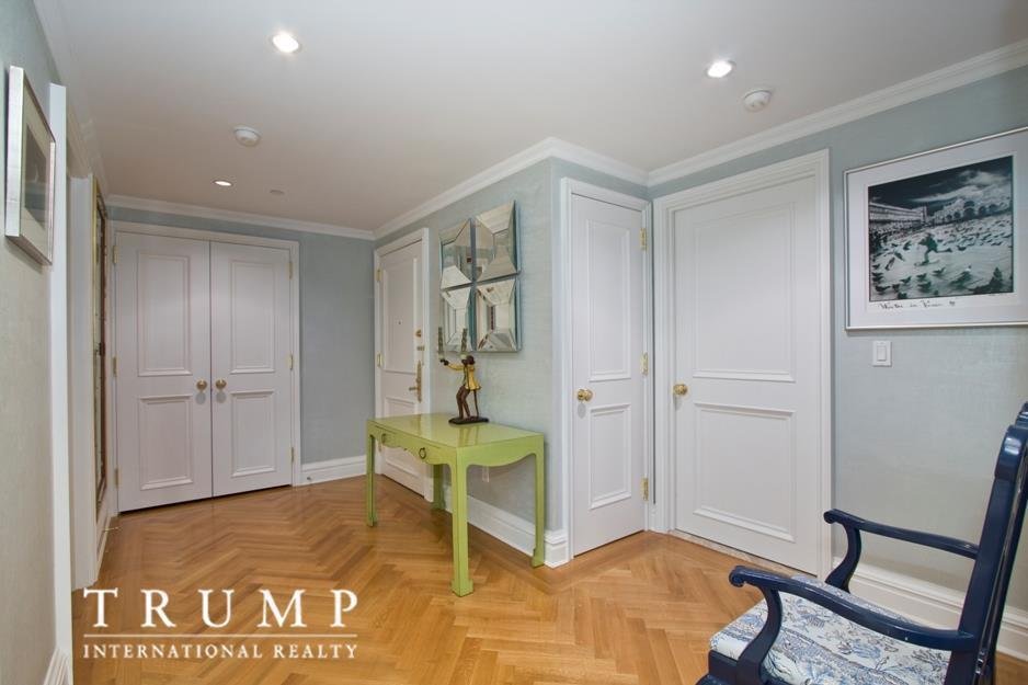 За сколько Иванка Трамп сдает свою квартиру в Нью-Йорке