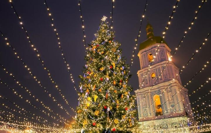 Киевская елка победила в рейтинге лучших рождественских елок Европы
