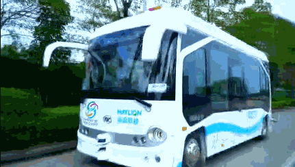 В Китае прошли тестирования первых в мире беспилотных 5G-автобусов (видео)