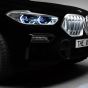 BMW представил самый черный автомобиль в мире (фото)