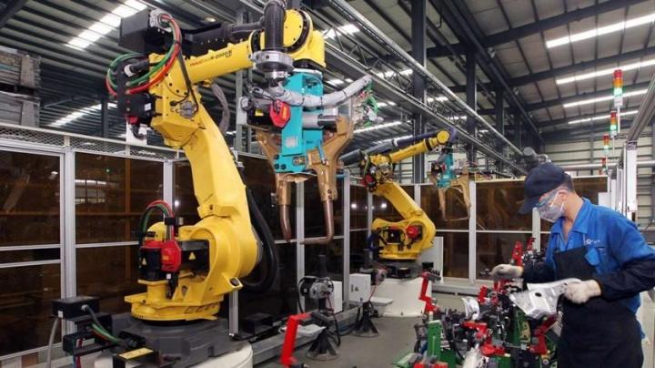 Xiaomi создает завод, на котором будут работать только роботы (фото)