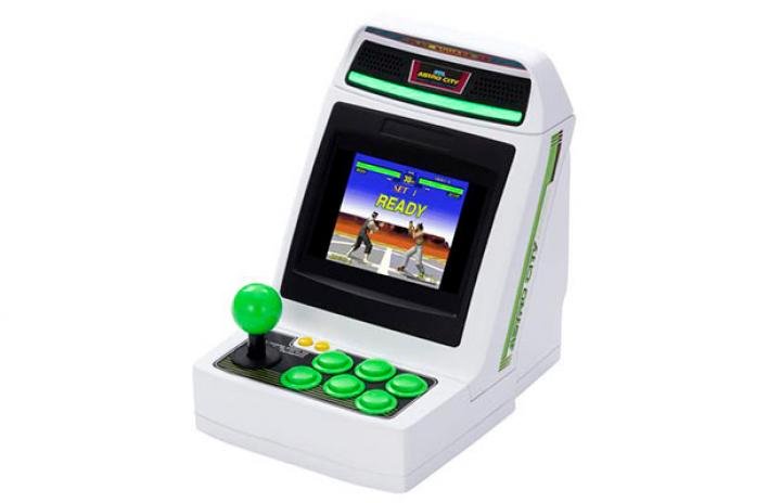 SEGA выпустила миниатюрный игровой автомат Astro City Mini (фото)